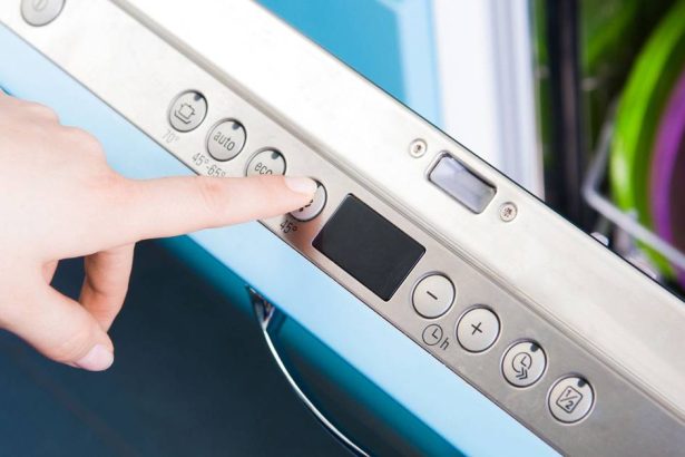 How to Load a Dishwasher Properly - Dishwasher Dos & Don’ts
